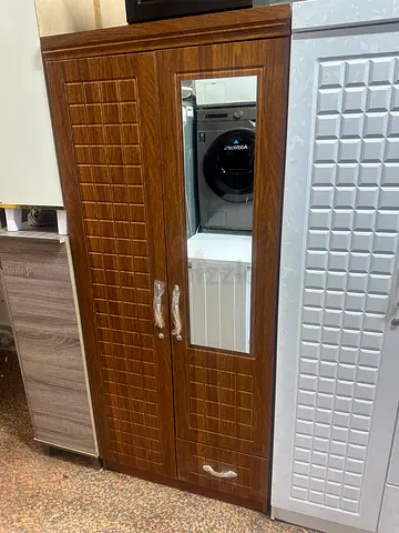 2 door wardrobe brand new cabinet