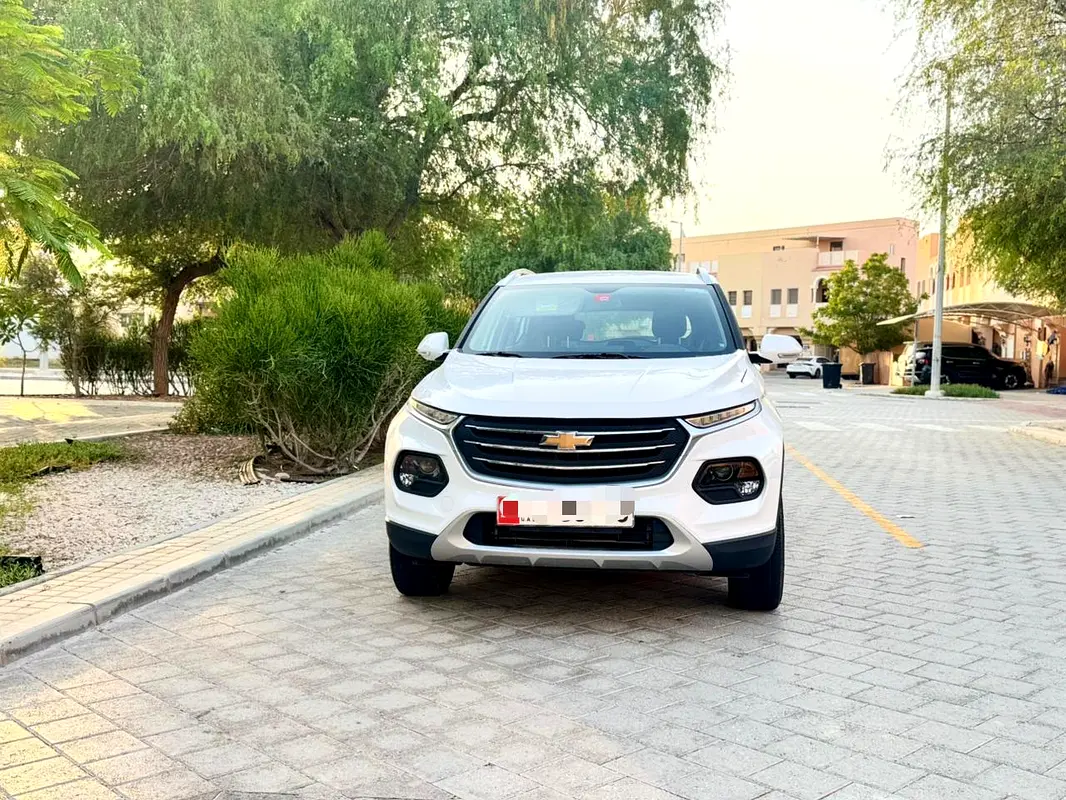 Chevrolet Groove 2023 — photo 1 of 15