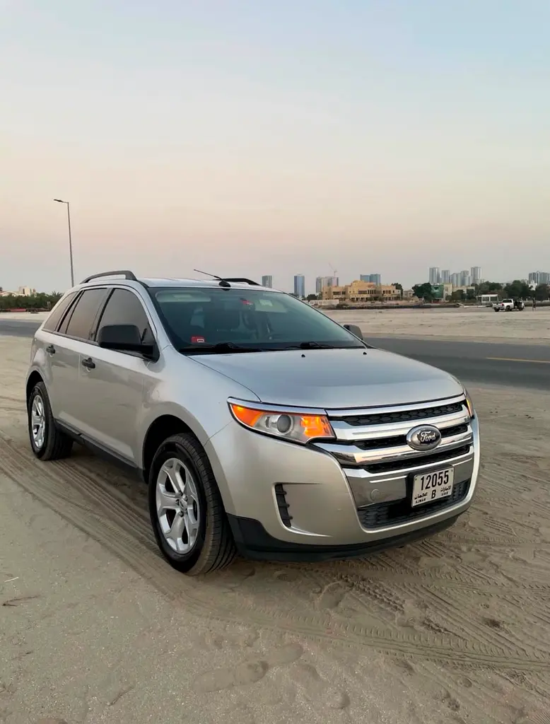 Ford Edge 2014 — photo 1 of 12
