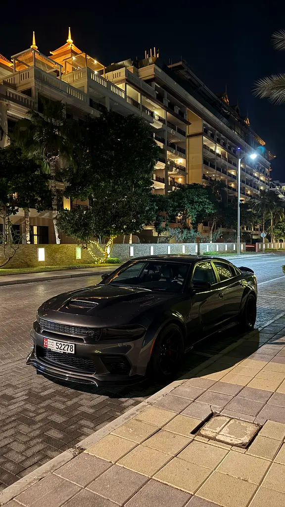 Dodge Charger 2023 — photo 1 of 9