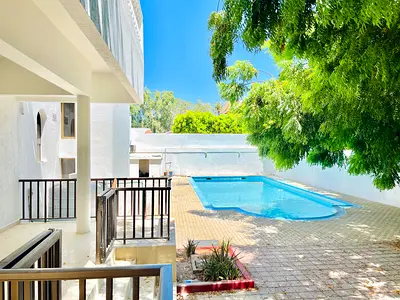 Renovated 5BR villa | Private Pool | Jumeirah 2