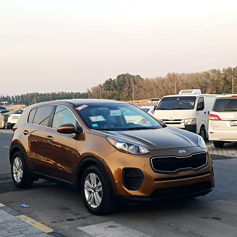 Kia Sportage 2017 — photo 1 of 17