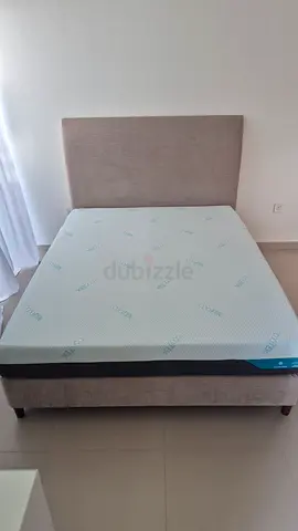 Queen bed