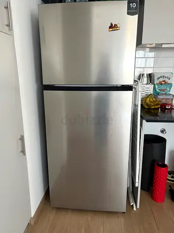 Hisense medium size fridge for sale