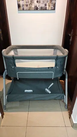 Giggles Watson Side Bassinet with Glide - Light Grey (just like new)