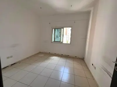 One bedroom and living room in Al Qulayah spacious area open view split air conditioning equipped kitchen quiet location comfortable accommodat