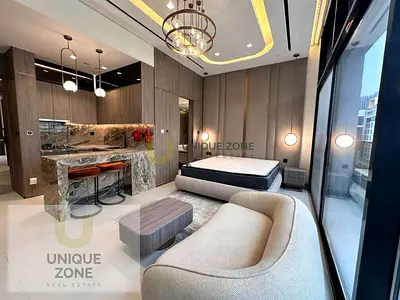 Beautiful Studio| Spacious | Parking included