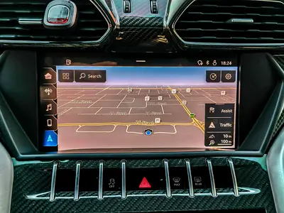 2019 Lamborghini URUS 缩略图 15