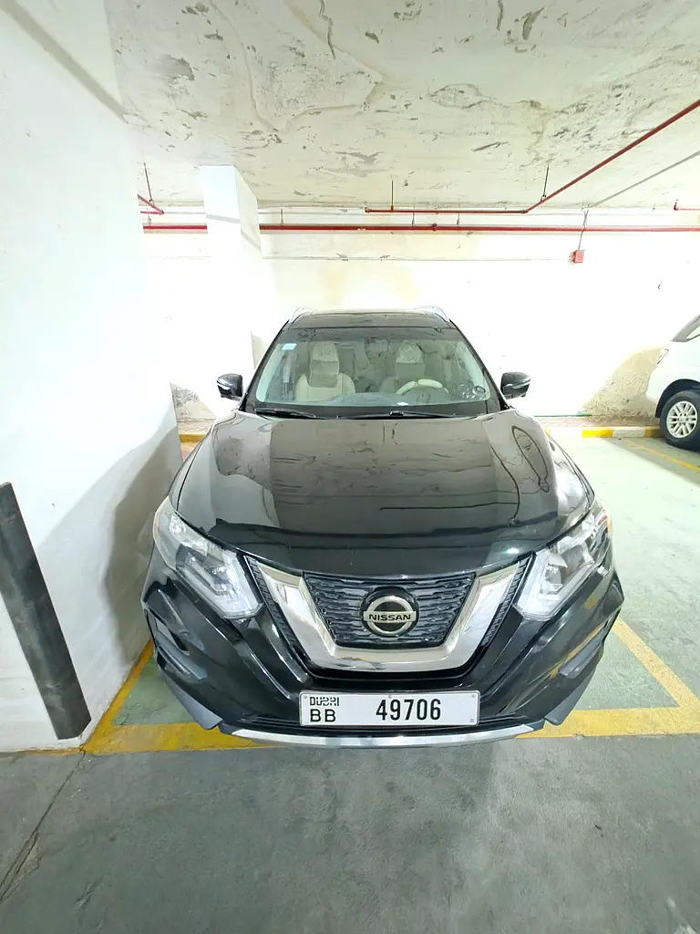 Nissan X-Trail 2016 — photo 1 of 12