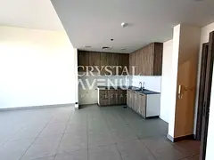 Un Furnished | With Balcony | Ready to Move-in