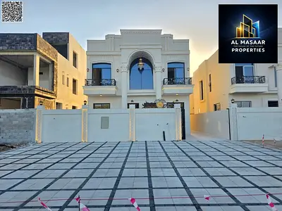 Classic villa including registration and ownership fees, large setback area in front of the villa,
