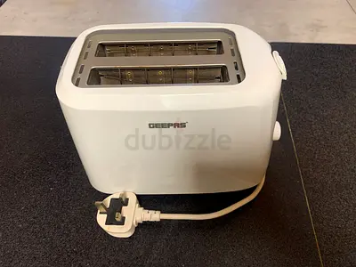 Geepas 2-Slice Toaster - Hardly used