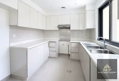Bright and Spacious | Prime Location | 3BR |Garden