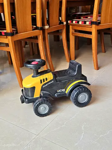 JCB Excavator Tractor Kids Ride-On Toy