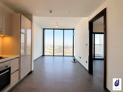 High Floor | Pool View | 2 Bathrooms