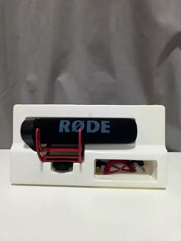 RØDE On-Camera Shotgun Microphone (VideoMicro) with Shock Mount and Coiled Cable