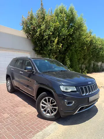 Jeep Grand Cherokee Limited 2015 | GCC Specs | Perfect Condition