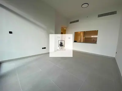 Specious luxury two bedroom apartment available for rent in Al Jada Vida