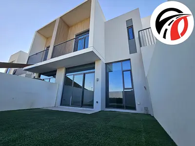 3BED+Maid |SINGLE ROW| SPACIOUS LAYOUT