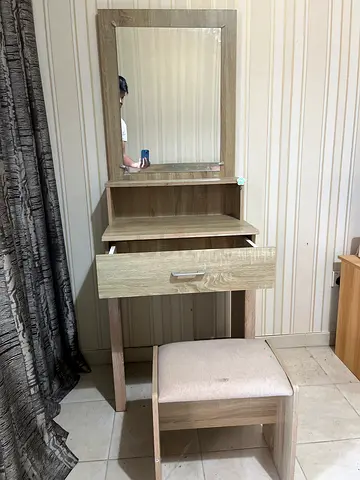 Wooden Dressing Table with Mirror and Stool - Light Oak Finish