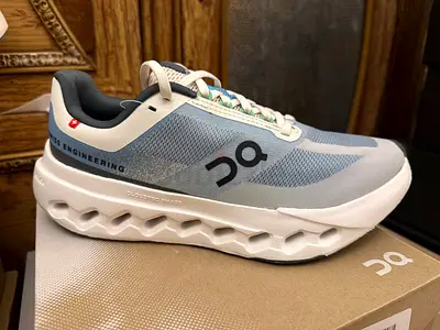 Cloudsurfer brand new