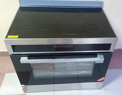 INALTO Freestanding Cooker, with Induction Cooktop
Model: IU9EIB 5 zone induction cooktop including
