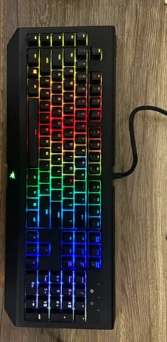 Razer black widow chroma V2 Wired Full-Size Mechanical Keyboard - Black