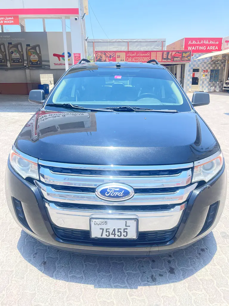 Ford Edge 2014 — photo 1 of 8