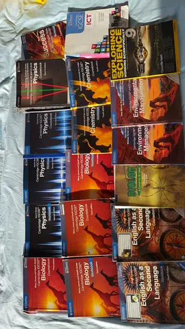 Urgently selling textbooks and pastpapers