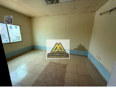 استوديو المويهات 3 مطبخ مفصول تكييف سبليت 18 ألف سنوي 4 دفعات قريب دبي والشارقة صيانة فري موقع حيوي جاهز للسكن مناسب للعائلات