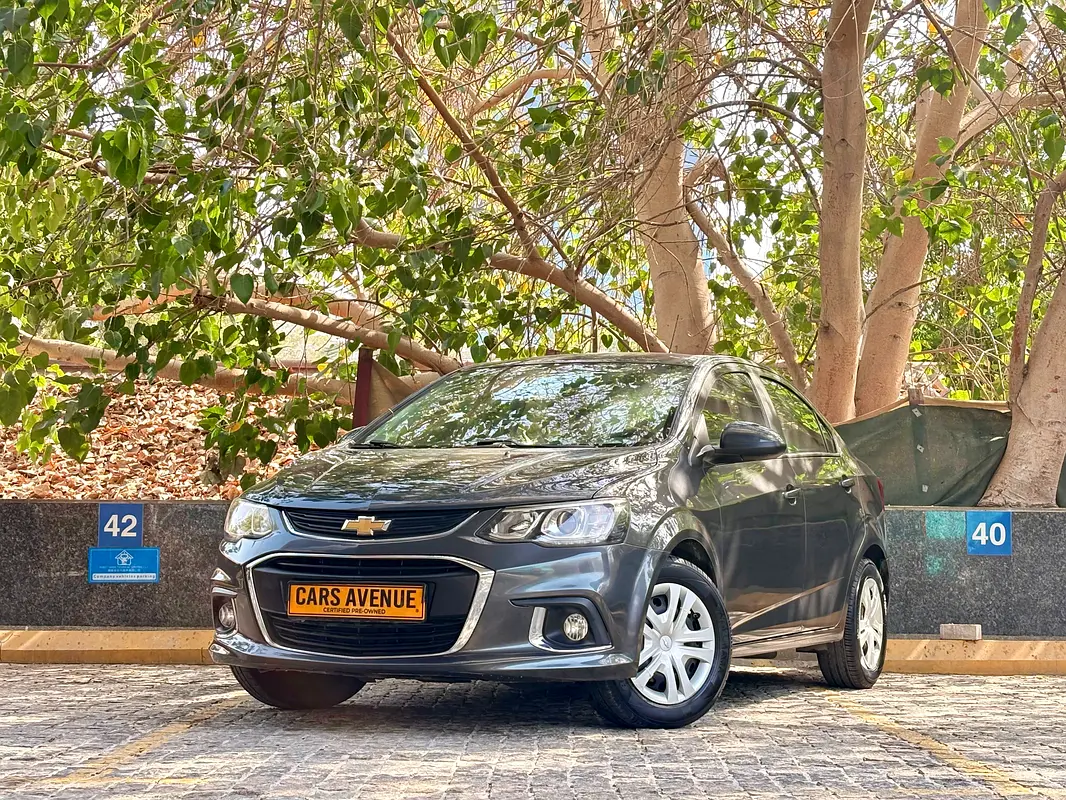 Chevrolet Aveo 2018 — photo 1 of 13