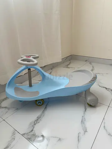 Ride on Twister car