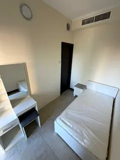 🏠 🔥 Luxury private Room for Rent with balcony | Cluster V, JLT | Prime Location 🔥