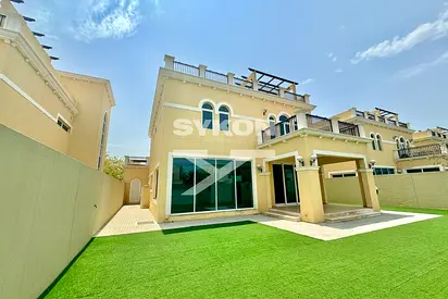Huge 4 Bedrooms | Single Row | Landscaped Garden