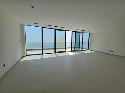 🏡 للبيع شقة فاخرة بإطلالة بحرية كاملة