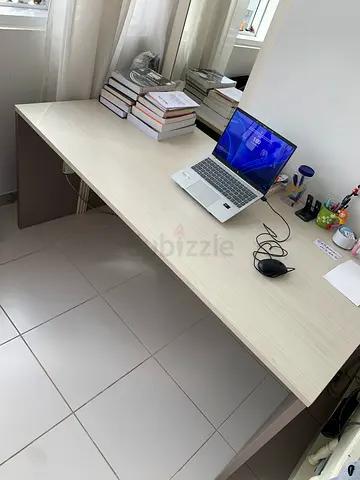 Large Desk / office / study table in perfect condition