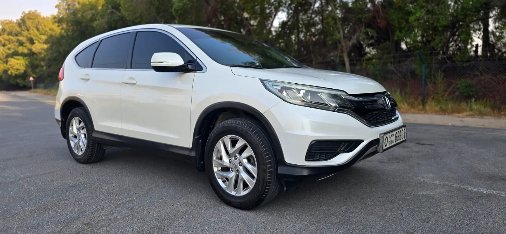 Honda CR-V 2016 — photo 1 of 11
