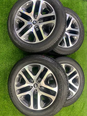 Factory Original wheels Land Rover defender