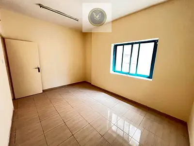 شقة غرفتين وصالة في القاسمية الند مع بلكونة ومساحات مريحة وموقع حيوي قريب من جميع الخدمات