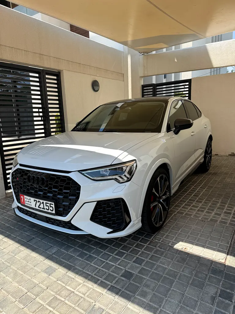 Audi RS Q3 2022 — photo 1 of 14