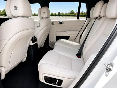 صورة 17 لـ 2024 LI AUTO L7