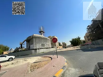 أرض زاوية شارعين علي شارع رئيسي سكني تجاري | ليوارة 1 عجمان | 5,530 قدم | أرضي + 6
