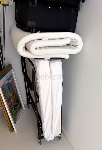 Convertible bed
