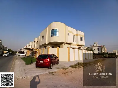Corner villa in Al Yasmeen, 5 master bedrooms, maid room, majlis, hall, 7 bathrooms, yard, parking, 4000 sqft, AED 100,000.