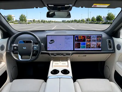 صورة 11 لـ 2024 LI AUTO L7