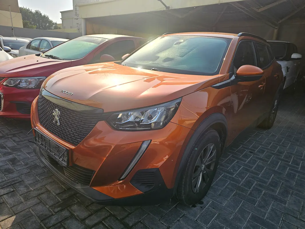 Peugeot 2008 2022 — photo 1 of 3