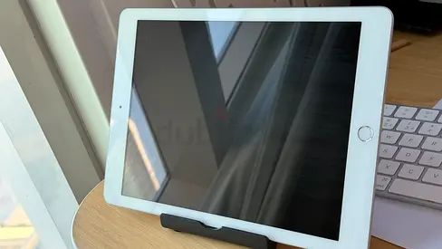 Apple iPad 6th gen 32GB WiFi