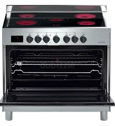 Bompani Stainless Steel Electric Range with Ceramic Cooktop and Oven - Excellent Condition
