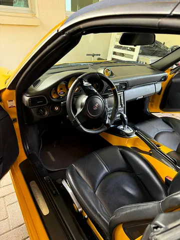 Porsche 911 Carrera 2009 | GCC Specs | Pristine Condition
