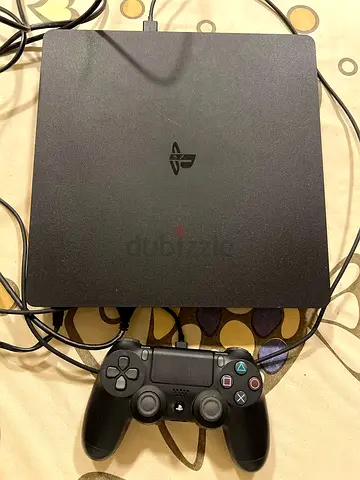 PS4 slim 500gb + controller